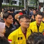 BEM UI: Polisi Hadang Demo Mahasiswa di HI, Bahkan Sempat Larang Kami Salat Jumat!
