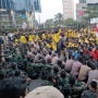 Viral TNI Ikut Hadang Massa Mahasiswa saat Demo di Bundaran HI, Kapuspen: Atas Permintaan Polri