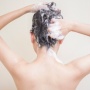 Rambut Kurang Nutrisi? Coba 5 Produk Serum Sampo Andalan Ini!