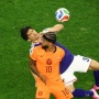 Kontroversi Belanda vs Jepang: Sikutan Memphis Depay Lolos dari Kartu Merah