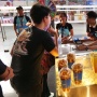 Wangi Popcorn Khas Bioskop Menggoda di Jakarta Fair, Pengunjung Bisa Racik Sesuai Selera