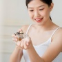 5 Parfum Wanita untuk Pengguna Transportasi Umum, Bebas Bau Badan Seharian!