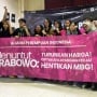 Demo Pakai Daster ke Istana, Aliansi Perempuan Tuntut Prabowo Turunkan Harga BBM dan Setop MBG