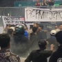 Ketegangan Warnai Demo Mahasiswa di Patung Kuda, Niat Bakar Sampah Picu Gesekan dengan Polisi