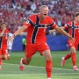 Mengapa Banyak Pemain Pakai Sepatu Pink di Piala Dunia 2026?