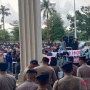 Pro Kontra MBG: Mahasiswa Jakarta Demo Minta Setop, Warga Jambi Minta Lanjut