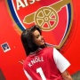 Saat Ivana Knoll Tiba dengan Korset Transparan, Suporter Abaikan Harry Kane Cs