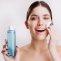 Bye Minyak Berlebih! 5 Rekomendasi Micellar Water Bikin Muka Matte Seharian