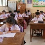 Dilema Orang Tua Cari Sekolah Anak: Negeri Rumit, Swasta Tak Ada Duit