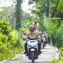Naik Motor Listrik, Gibran Blusukan ke Agats Asmat Pantau Program Prioritas