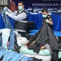 Bea Cukai Sita Ribuan Bal Pakaian Bekas Ilegal Senilai Rp53 Miliar