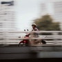 Apakah Ngebut Bikin Bensin Motor Lebih Boros? Ini Cara agar Tetap Hemat
