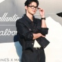 5 Ide OOTD Denim ala Seo In Guk, Pas Banget Buat Gaya Harian!