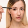 5 Pensil Alis Matic Praktis untuk Daily Makeup: Anti Ribet Tanpa Diserut!