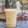 Segelas Es Kopi dan Stigma Boros yang Melekat pada Anak Muda