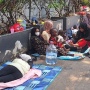 Dulu Kontraktor Kini 'Gelandangan', Kisah Jafar Ali Setahun Bertahan di Trotoar Depan UNHCR