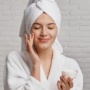 Bye Skin Barrier Rusak! 4 Pelembap untuk Kulit Kombinasi tanpa Menyumbat Pori