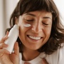 Usia 40 Tahun Pakai Sunscreen SPF Berapa? Ini 8 Rekomendasi Terbaiknya