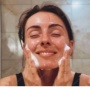 Wajah Lembap dan Sehat! 4 Cleanser Probiotic Jaga Mikrobioma Skin Barrier