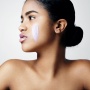 Sunscreen Apa yang Bisa Menghilangkan Flek Hitam? Ini 7 Rekomendasi Terbaik sesuai Review
