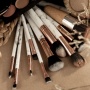 5 Langkah Anti Ribet untuk Menjaga Alat Makeup Tetap Bersih