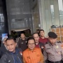Sudah Jadi Tersangka, Eks Sekjen MPR Maruf Cahyono Resmi Pakai Rompi Oranye Tahanan KPK