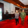 Ada Pihak Coba Adu Domba? Kapolri di Mabes TNI: Silakan Langsung Berkomunikasi, Kami Terbuka!