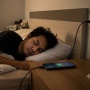 Bolehkah Ngecas HP Semalaman Ditinggal Tidur? Simak Mitos dan Faktanya Biar Baterai Nggak Cepat Soak