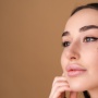 9 Rekomendasi Serum Vitamin C Terbaik untuk Mencerahkan Kulit Wajah