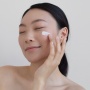 5 Tone Up Sunscreen untuk Kulit Berminyak: Anti Lengket, No White Cast!