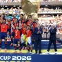 Momen Donald Trump Tolak Turun Panggung Saat Spanyol Angkat Trofi Piala Dunia 2026
