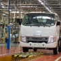 Isuzu Catatkan Produksi 300 Ribu Unit di Tengah Ketatnya Persaingan Kendaraan Komersial Tanah Air