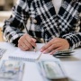 Dari Boros ke Bijak: Tren Financial Glow Up yang Jadi Gaya Hidup Baru Gen Z