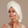 5 Rekomendasi Sunscreen Lokal untuk Usia 50 Tahun sesuai Review, Bye-bye Flek Hitam