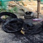 Kisah Pedagang Ban di Matraman: Rugi Usai Lapak Dibakar Massa Bentrok
