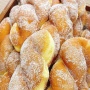 Bukan Sembarang Donat, Ini 5 Keunikan Kkwabaegi, Donat Kepang Khas Korea