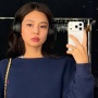4 Ide OOTD Y2K Streetwear Style ala Jennie BLACKPINK yang Cozy dan Trendi!