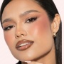 Strawberry Latte Makeup, Tren Riasan Hangat dengan Sentuhan Berry yang Lagi Naik Daun