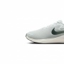 4 Sepatu Lari untuk Kaki Lebar Terbaik, Toe Box Lega dan Empuk