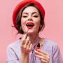 5 Lipstik Lokal untuk Bibir Hitam di Bawah Rp50 Ribu, Pigmentasinya Juara!