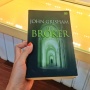The Broker: Ketika Pengampunan Presiden Jadi Hukuman yang Lebih Mematikan