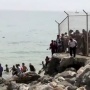 Perbatasan Ceuta Jebol, Migran Maroko Berenang ke Spanyol