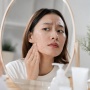 3 Serum Ampuh Basmi Bruntusan dan Noda Hitam Bekas Jerawat, Wajah Mulus Tanpa Bekas