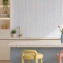 Ingin Rumah Terasa Lebih Elegan? Tren Interior Kini Mengandalkan Permainan Cahaya dari Keramik