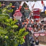 Kampung di Yogya Sulap Ratusan Galon Bekas Jadi Dekorasi HUT RI, Cantik Sekaligus Ramah Lingkungan