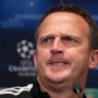 Profil John van den Brom Pelatih FC Twente yang Usir Mees Hilgers, Suka Ribut dan Ngomong Kasar