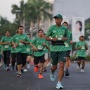 Pemanasan Menuju Jakarta International 10K, Ribuan Pelari Tutup Tur 4 Kota di Surabaya