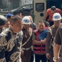 Senyum Tipis Febrie Adriansyah Saat Tiba di Kejagung, Tangan Terborgol dan Pakai Rompi Pink