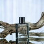 4 Parfum Pria Aroma Woody yang Memberikan Kesan Maskulin, Wanginya Tahan Lama