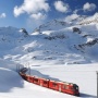 Sensasi Bernina Express Pullman Class, Kereta Panorama dengan Sajian Pemandangan Alpen hingga Italia